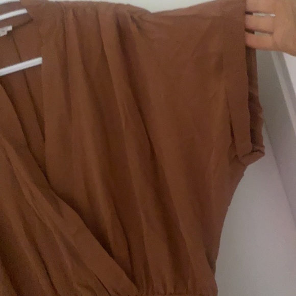 Aritzia Wilfred 100% silk dress. - Picture 2 of 5